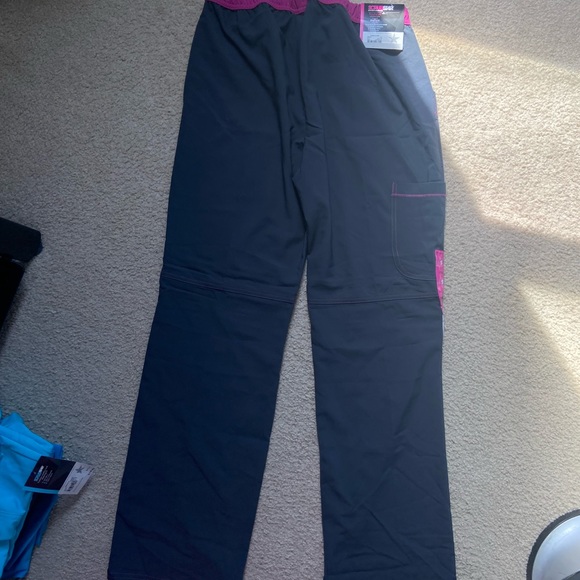 Pink and gray scrub pants - Picture 2 of 4